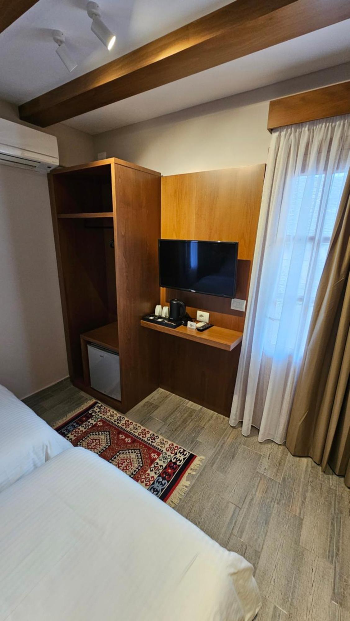 Palorto Hotel Gjirokastra Zewnętrze zdjęcie